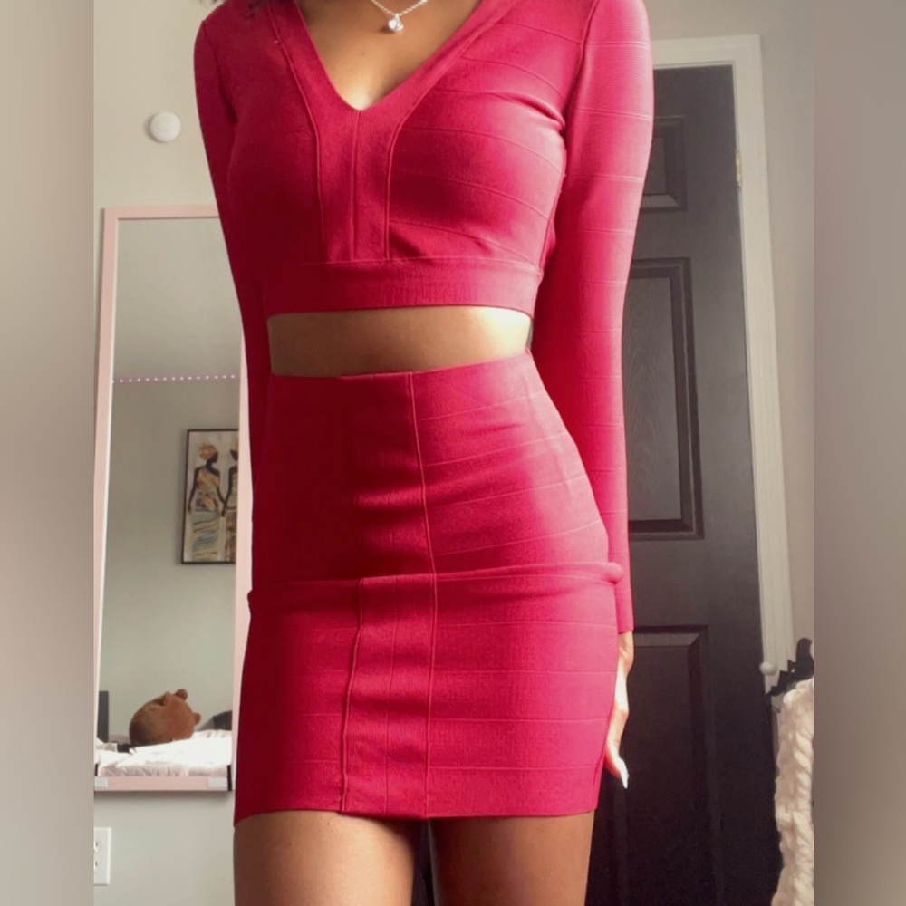 GUESS Two piece skirt and top set